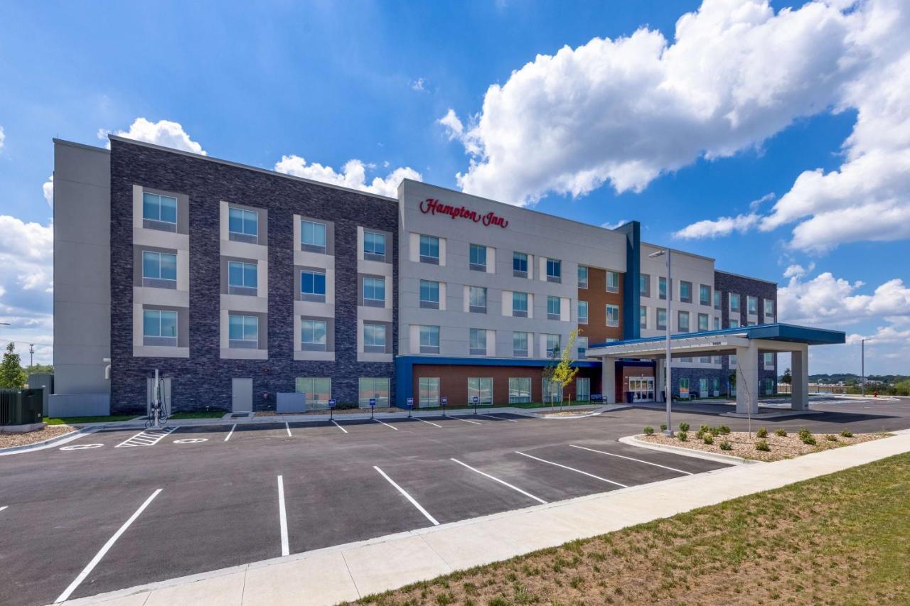 Hampton Inn Kansas City Southeast, Mo Extérieur photo